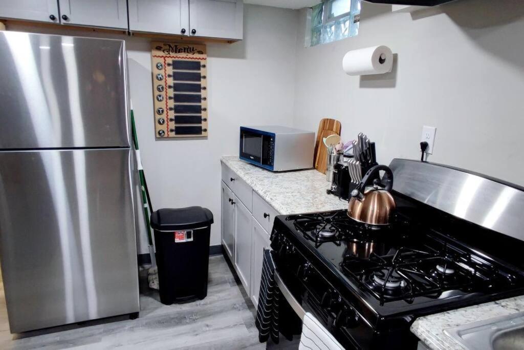 Spacious Suite Close To Downtown Indy/ King Bed Indianapolis Buitenkant foto