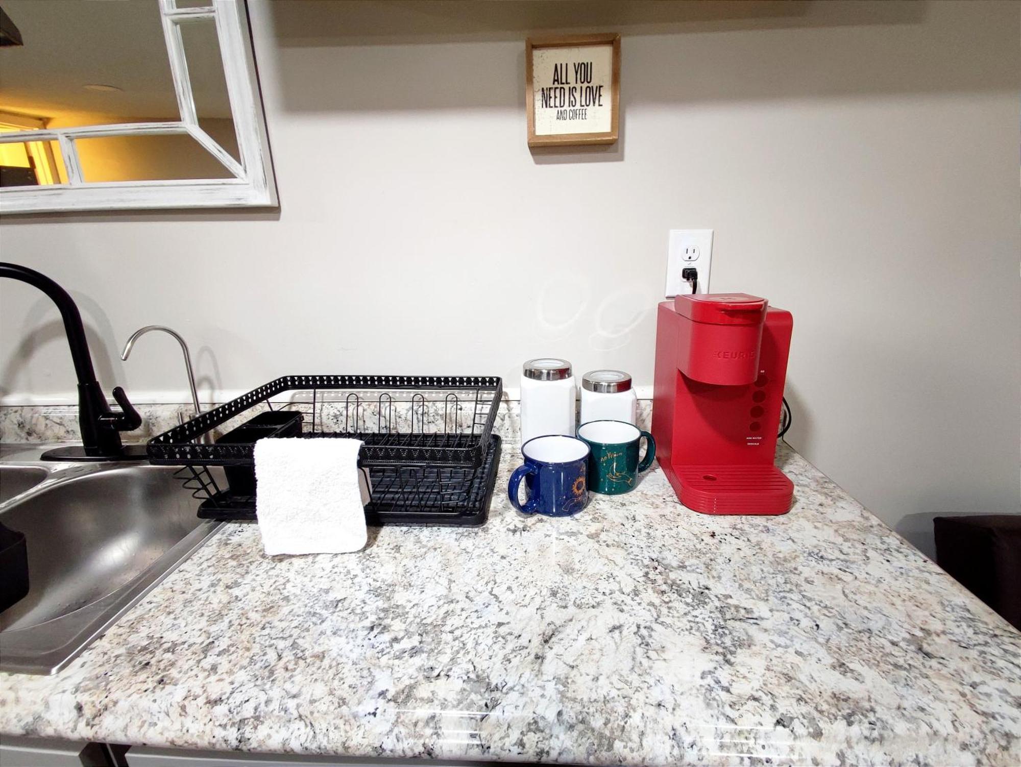 Spacious Suite Close To Downtown Indy/ King Bed Indianapolis Buitenkant foto